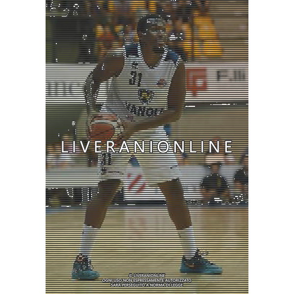 8Â° Trofeo Lombardia Natixis Cup Memorial Francesco Malberti Desio (MB) - 17.09.2016 Vanoli Cremona-Pallacanestro Cantu\' Nella Foto:Turner Elston /Ph.Vitez-Ag. Aldo Liverani