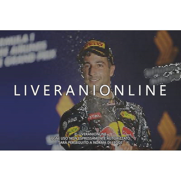 Daniel Ricciardo (AUS) Red Bull Racing celebrates his second position on the podium. 18.09.2016. Formula 1 World Championship, Rd 15, Singapore Grand Prix, Marina Bay Street Circuit, Singapore, Race Day. / AGENZIA ALDO LIVERANI SAS - ITALY ONLY EDITORIAL USE ONLY