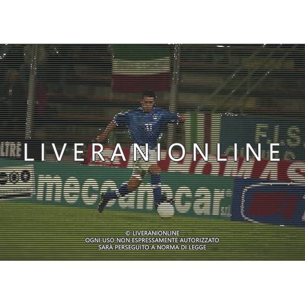 09-10-1998 CREMONA ITALIA SVIZZERA UNDER 21 NELLA FOTO GIANLUCA ZAMBROTTA AG ALDO LIVERANI SAS