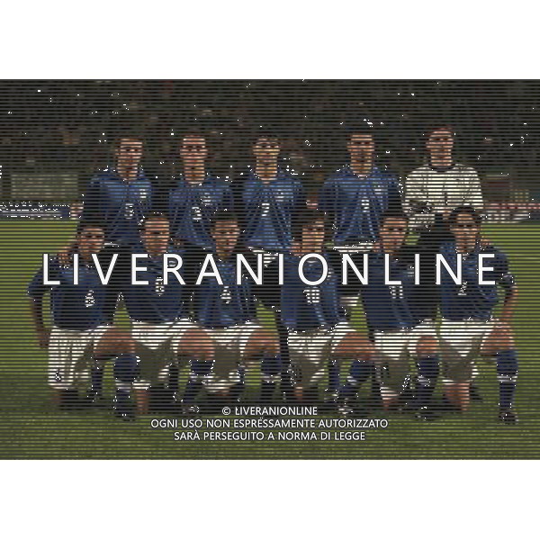 09-10-1998 CREMONA ITALIA SVIZZERA UNDER 21 NELLA FOTO IN PIEDI RAFFAELE LONGO-LUCA MEZZANO-GIANNI COMANDINI-FAUSTO ROSSINI-MORGAN DE SANCTIS SED GENNARO GATTUSO-ROBERTO BARONIO- MARCO ZANCHI-ANDREA PIRLO-GIANLUCA ZAMBROTTA-ALESSANDRO GRANDONI AG ALDO LIVERANI SAS