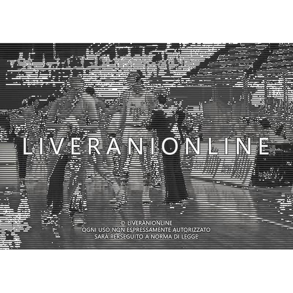 MILANO 1979-1980 CAMPIONATO DI BASKET NELLA FOTO DAN PETERSON E MIKE SILVESTER AG ALDO LIVERANI SAS