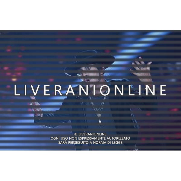 Trasmissione TV \' Tale e Quale Show \' Roma - 23.09.2016 - Studios Rai - nella foto: Sergio Assisi imita Piero Pelu\' /Ph.Corradetti-Ag Aldo Liverani