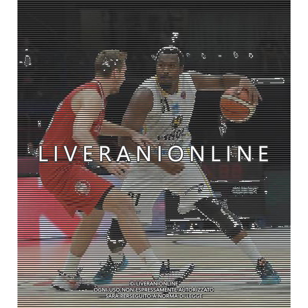 Macron Supercoppa di Basket 2016 Semifinale Milano - 24.09.2016 EA7 Emporio Armani Milano-Vanoli Cremona Nella Foto:Turner Elston /Ph.Vitez-Ag. Aldo Liverani