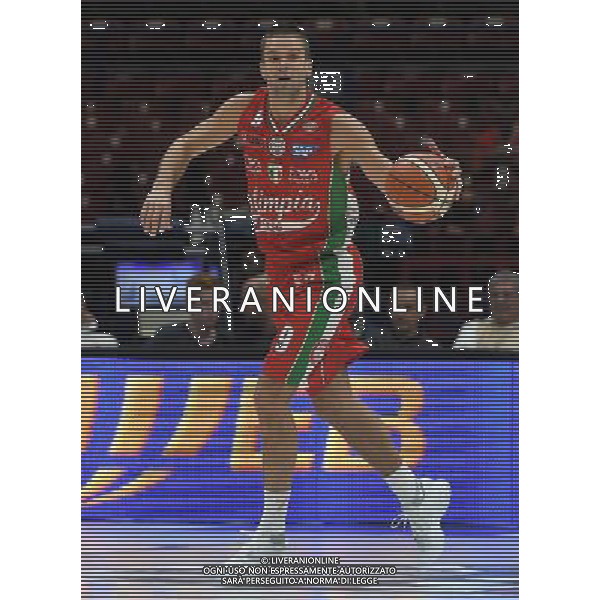 Macron Supercoppa di Basket 2016 Semifinale Milano - 24.09.2016 EA7 Emporio Armani Milano-Vanoli Cremona Nella Foto:Kalnietis Mantas /Ph.Vitez-Ag. Aldo Liverani
