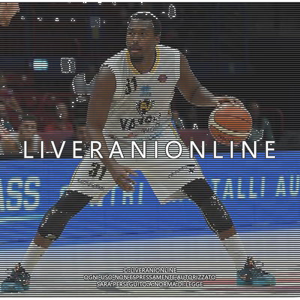Macron Supercoppa di Basket 2016 Semifinale Milano - 24.09.2016 EA7 Emporio Armani Milano-Vanoli Cremona Nella Foto:Turner Elston /Ph.Vitez-Ag. Aldo Liverani