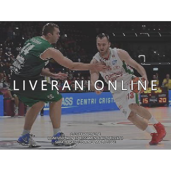 Macron Supercoppa di Basket 2016 Finale Milano - 25.09.2016 Sidigas Avellinoâ€“EA7 Emporio Armani Milano Nella Foto:Macvan Milan - Fesenko Kyrylo /Ph.Vitez-Ag. Aldo Liverani