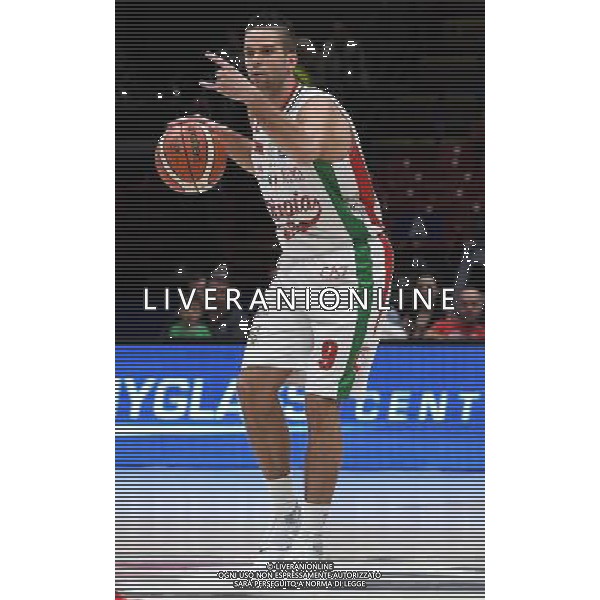 Macron Supercoppa di Basket 2016 Finale Milano - 25.09.2016 Sidigas Avellinoâ€“EA7 Emporio Armani Milano Nella Foto:Kalnietis Mantas /Ph.Vitez-Ag. Aldo Liverani