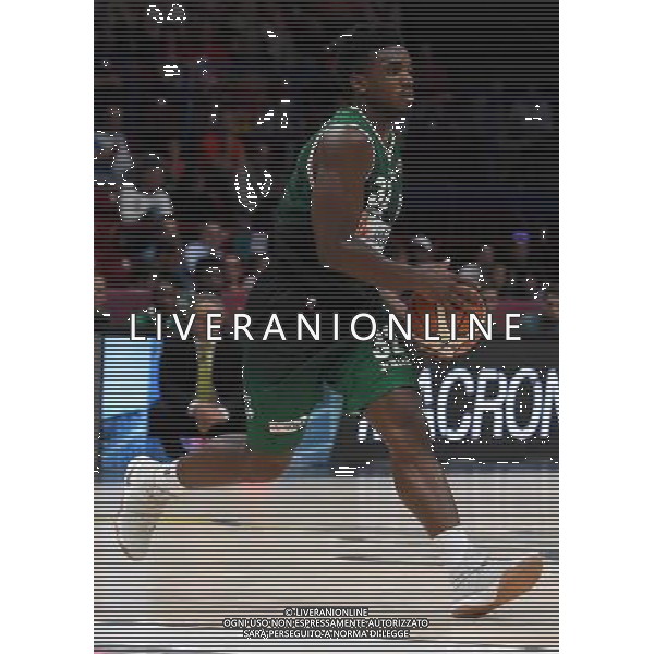 Macron Supercoppa di Basket 2016 Finale Milano - 25.09.2016 Sidigas Avellinoâ€“EA7 Emporio Armani Milano Nella Foto:Obasohan Retin /Ph.Vitez-Ag. Aldo Liverani