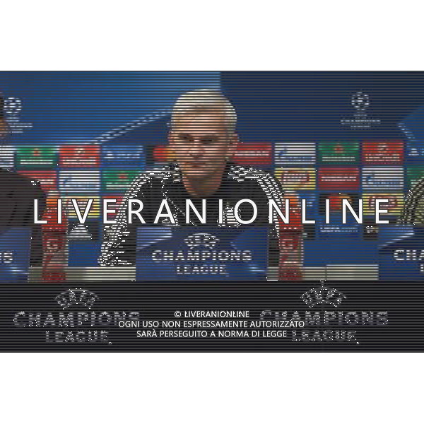 LIZBONA 26.09.2016 KONFERENCJA PRASOWA LEGII WARSZAWA --- LEGIA WARSAW PRESS CONFERENCE IN LISBON JACEK MAGIERA FOT. PIOTR KUCZA/NEWSPIX.PL --- Newspix.pl / AGENZIA ALDO LIVERANI SAS - ITALY ONLY EDITORIAL USE ONLY - CONFERENZA STAMPA DI Jacek Magiera del Legia Varsavia A LISBONA 26 SETTEMBRE 2016 