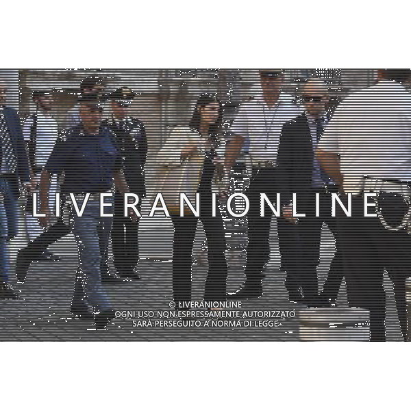 La Sindaca Virginia Raggi all\'uscita dal Senato a Roma 27 settembre 2016 Â©Corradetti / AGENZIA ALDO LIVERANI SAS 