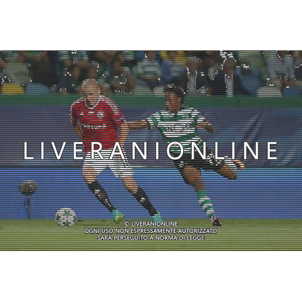 LIZBONA 27.09.2016 MECZ 2. KOLEJKA GRUPA F LIGA MISTRZOW SEZON 2016/17: SPORTING LIZBONA - LEGIA WARSZAWA --- UEFA CHAMPIONS LEAGUE GROUP F MATCH IN LISBON: SPORTING CLUBE DE PORTUGAL - LEGIA WARSAW ADAM HLOUSEK GELSON MARTINS FOT. PIOTR KUCZA/NEWSPIX.PL --- Newspix.pl AG ALDO LIVERANI SAS ONLY ITALY *** Local Caption *** www.newspix.pl mail us: info@newspix.pl call us: 0048 022 23 22 222 --- Polish Picture Agency by Ringier Axel Springer Poland