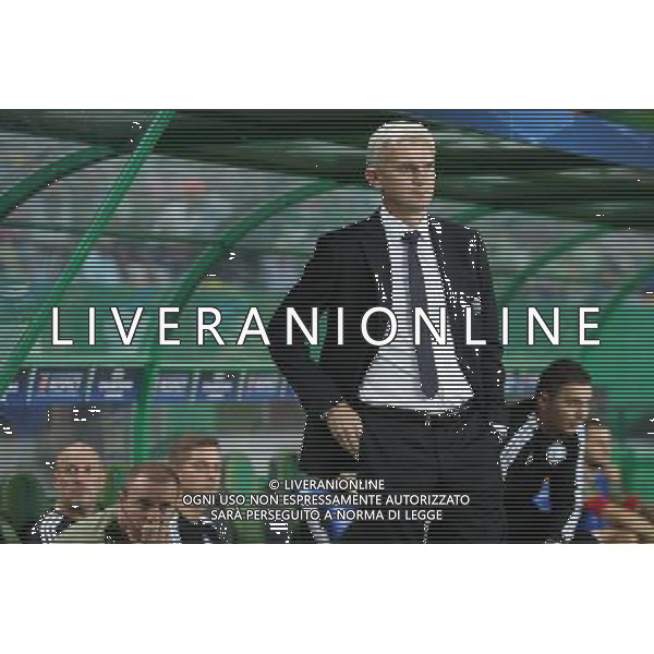 27.09.2016 LIZBONA (LISBON) ESTADIO JOSE ALVALADE PILKA NOZNA (FOOTBALL), LIGA MISTRZOW UEFA , FAZA GRUPOWA - GRUPA F ( UEFA CHAMPIONS LEAGUE - GROUP STAGE, GROUP F) MECZ (GAME) SPORTING LIZBONA SC - LEGIA WARSZAWA (SPORING LISBON SC - LEGIA WARSAW) NZ JACEK MAGIERA - TRENER, HEAD COACH LEGIA WARSZAWA FOTO LUKASZ GROCHALA/CYFRASPORT / NEWSPIX.PL --- Newspix.pl AG ALDO LIVERANI SAS ONLY ITALY *** Local Caption *** www.newspix.pl mail us: info@newspix.pl call us: 0048 022 23 22 222 --- Polish Picture Agency by Ringier Axel Springer Poland