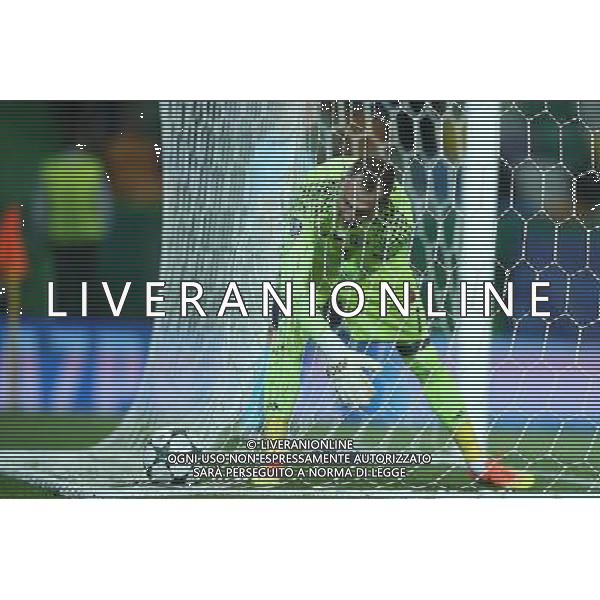 27.09.2016 LIZBONA (LISBON) ESTADIO JOSE ALVALADE PILKA NOZNA (FOOTBALL), LIGA MISTRZOW UEFA , FAZA GRUPOWA - GRUPA F ( UEFA CHAMPIONS LEAGUE - GROUP STAGE, GROUP F) MECZ (GAME) SPORTING LIZBONA SC - LEGIA WARSZAWA (SPORING LISBON SC - LEGIA WARSAW) NZ ARKADIUSZ MALARZ - BRAMKA DLA SPORTINGU FOTO LUKASZ GROCHALA/CYFRASPORT / NEWSPIX.PL --- Newspix.pl AG ALDO LIVERANI SAS ONLY ITALY *** Local Caption *** www.newspix.pl mail us: info@newspix.pl call us: 0048 022 23 22 222 --- Polish Picture Agency by Ringier Axel Springer Poland