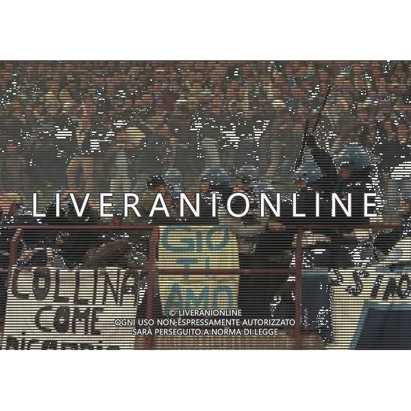 MILANO 08-04-1998 MILAN LAZIO COPPA ITALIA NELLA FOTO SCONTRI TRA LA POLIZIA E I TIFOSI LAZIALI AG ALDO LIVERANI SAS