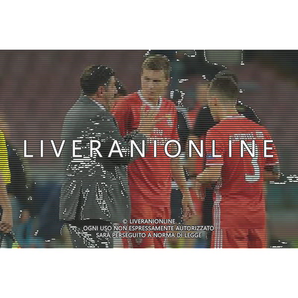 NAPOLI - BENFICA CHAMPIONS LEAGUE 28 SETTEMBRE 2016 NELLA FOTO: VITORIA PARLA CON I SUOI GIOCATORI ©MOSCA / AGENZIA ALDO LIVERANI SAS