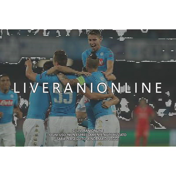 NAPOLI - BENFICA CHAMPIONS LEAGUE 28 SETTEMBRE 2016 NELLA FOTO: ESULTANZA DOPO IL GOL DI MILIK CON MERTENS ©MOSCA / AGENZIA ALDO LIVERANI SAS