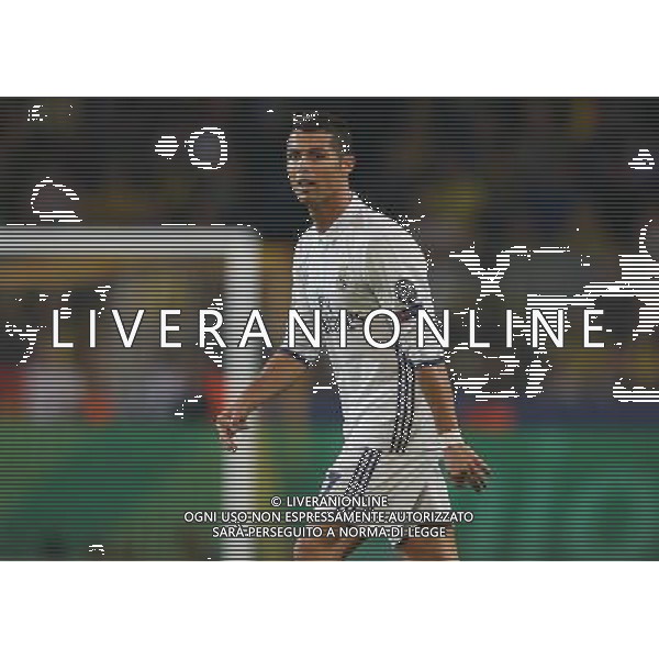 firo : 27.09.2016 Fu§ball, Saison 2016/2017 Champions League BVB Borussia Dortmund - Real Madrid 2:2 Cristiano Ronaldo , halbe Figur $worldrights,Es gelten unsere AGB, einsehbar auf www.firosportphoto.de, copyright by firo sportphoto: Coesfelder Str. 207 D-48249 DŸlmen www.firosportphoto.de mail@firosportphoto.de (V o l k s b a n k B o c h u m - W i t t e n ) IBAN DE68 4306 0129 0341 1171 00 Tel: +49-2594-9916004 Fax: +49-2594-9916005 AG ALDO LIVERANI SAS ONLY ITALY