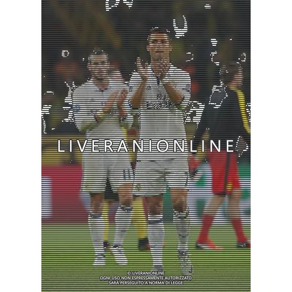firo : 27.09.2016, Fu§ball, 1.Bundesliga, Saison 2016/2017 UEFA, Champions League, CL, CHL, Gruppenphase, BVB, Borussia Dortmund - Real Madrid 2:2 Cristiano RONALDO, Real, Beifall, hinten BALE $worldrights,Es gelten unsere AGB, einsehbar auf www.firosportphoto.de, copyright by firo sportphoto: Coesfelder Str. 207 D-48249 DŸlmen www.firosportphoto.de mail@firosportphoto.de (V o l k s b a n k B o c h u m - W i t t e n ) BLZ.: 430 601 29 Kt. Nr.: 341 117 100 Tel:Ê +49-2594-9916004 Fax:Ê+49-2594-9916005 AG ALDO LIVERANI SAS ONLY ITALY