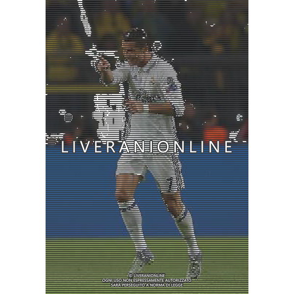 firo : 27.09.2016, Fu§ball, 1.Bundesliga, Saison 2016/2017 UEFA, Champions League, CL, CHL, Gruppenphase, BVB, Borussia Dortmund - Real Madrid Jubel RONALDO zum 0:1 $worldrights,Es gelten unsere AGB, einsehbar auf www.firosportphoto.de, copyright by firo sportphoto: Coesfelder Str. 207 D-48249 DŸlmen www.firosportphoto.de mail@firosportphoto.de (V o l k s b a n k B o c h u m - W i t t e n ) BLZ.: 430 601 29 Kt. Nr.: 341 117 100 Tel:Ê +49-2594-9916004 Fax:Ê+49-2594-9916005 AG ALDO LIVERANI SAS ONLY ITALY