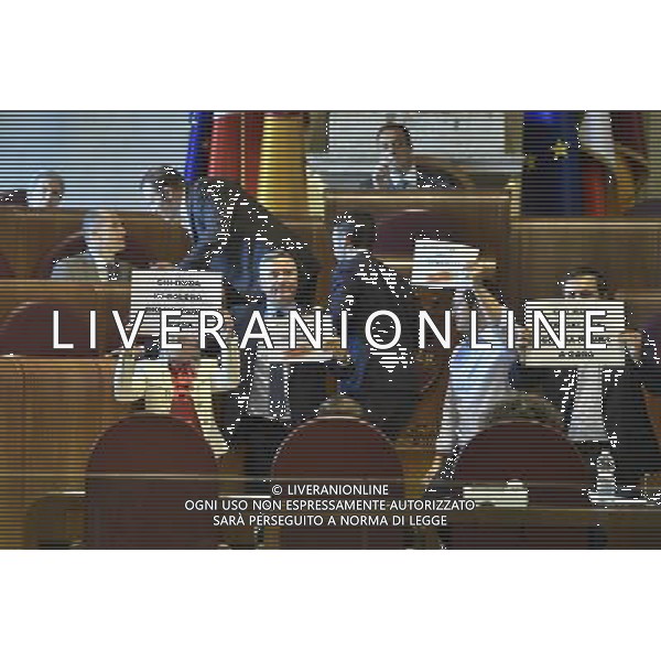 Assemblea Capitolina in Campidoglio a Roma 29 settembre 2016 nella foto striscioni di protesta in aula ©Corradetti / AGENZIA ALDO LIVERANI SAS