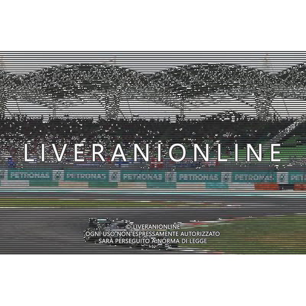 Lewis Hamilton (GBR) Mercedes AMG F1 W07 Hybrid. 01.10.2016. Formula 1 World Championship, Rd 16, Malaysian Grand Prix, Sepang, Malaysia, Saturday. - www.xpbimages.com, EMail: requests@xpbimages.com - copy of publication required for printed pictures. Every used picture is fee-liable. Â© Copyright: Moy / XPB ImagesONLY ITALY/EDITORIAL USE ONLY/Agenzia Aldo Liverani s.a.s.