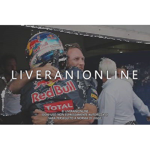 Race winner Daniel Ricciardo (AUS) Red Bull Racing celebrates in parc ferme with Christian Horner (GBR) Red Bull Racing Team Principal. 02.10.2016. Formula 1 World Championship, Rd 16, Malaysian Grand Prix, Sepang, Malaysia, Sunday. AG ALDO LIVERANI SAS ONLY ITALY