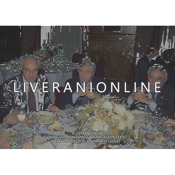 MILANO 14-12-1998 FESTA DI GALA DELL\'ASSOCIAZIONE CALCIATORI PER I 30 ANNI DI ATTIVITA NELLA FOTO FILIPPO GRASSIA CONGIANNI RIVERA E CANDIDO CANNAVO AG ALDO LIVERANI SAS