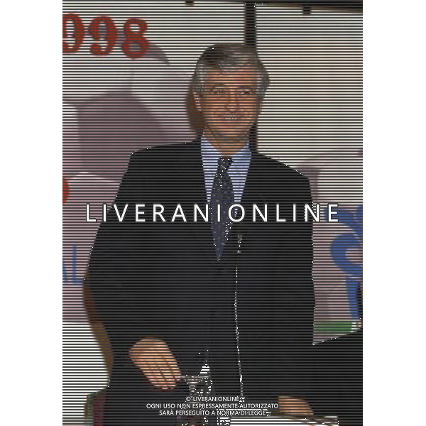 MILANO 14-12-1998 FESTA DI GALA DELL\'ASSOCIAZIONE CALCIATORI PER I 30 ANNI DI ATTIVITA NELLA FOTO GIANNI RIVERA AG ALDO LIVERANI SAS