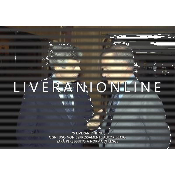 MILANO 14-12-1998 FESTA DI GALA DELL\'ASSOCIAZIONE CALCIATORI PER I 30 ANNI DI ATTIVITA NELLA FOTO SERGIO CAMPANA CON GIANNI RIVERA AG ALDO LIVERANI SAS