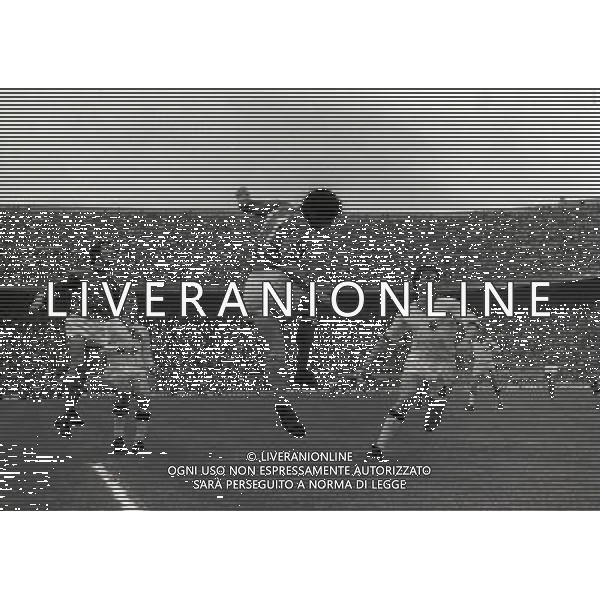 1972 MILANO PARTITA ITALIA BELGIO NELLA FOTO GIGI RIVA AG ALDO LIVERANI SAS