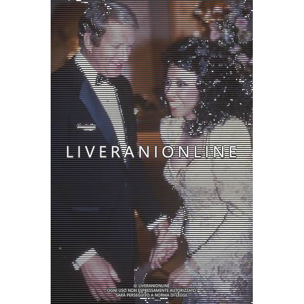Dynasty, soap opera statunitense trasmessa negli Stati Uniti dal 12 gennaio 1981 all\'11 maggio 1989 - Retrospettiva nella foto Diahann Carroll e Ken Howard ©ARCHIVIO / AGENZIA ALDO LIVERANI SAS