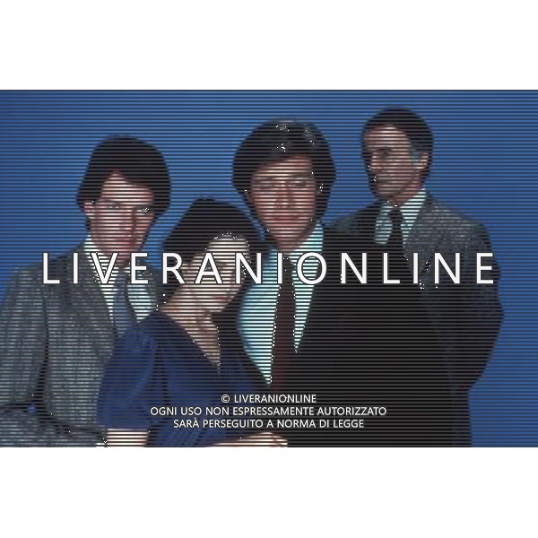 Dynasty, soap opera statunitense trasmessa negli Stati Uniti dal 12 gennaio 1981 all\'11 maggio 1989 - Retrospettiva nella foto Gordon Thomson, Kathleen Beller , John James Anderson, Lee Bergere ©ARCHIVIO / AGENZIA ALDO LIVERANI SAS