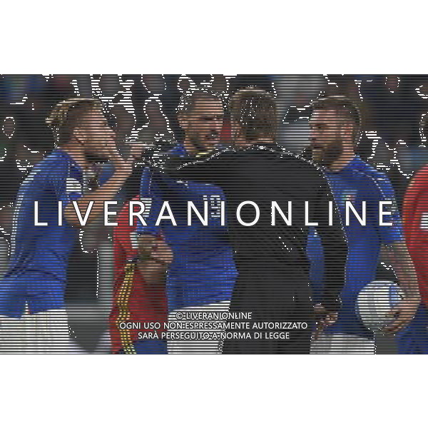 Qualificazioni al Campionato Mondiale FIFA Russia 2018 Gruppo G Torino - 06.10.2016 Italia-Spagna Nella Foto:le proteste di leonardo bonucci daniele de rossi e ciro immobile con l\'arbitro /Ph.Vitez-Ag. Aldo Liverani