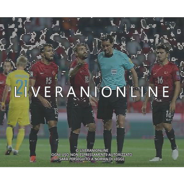 World Cup 2018 qualifier Group I football match between Turkey vs Ukraine at Torku Arena in Konya, Turkey on October 06 , 2016. Pictured : Caner Erkin , Mehmet Topal #15 , Ozan Tufan of Turkey and referee Manuel Grafe. KWALIFIKACJE ELIMINACJE MISTRZOSTWA SWIATA ROSJA 2018 PILKA NOZNA SEZON 2016/2017 TURCJA vs UKRAINA FOT.SESKIM PHOTO/NEWSPIX.PL POLAND, TURKEY, GERMANY, AUSTRIA AND UK OUT !!! --- Newspix.pl AG ALDO LIVERANI SAS ONLY ITALY *** Local Caption *** www.newspix.pl mail us: info@newspix.pl call us: 0048 022 23 22 222 --- Polish Picture Agency by Ringier Axel Springer Poland