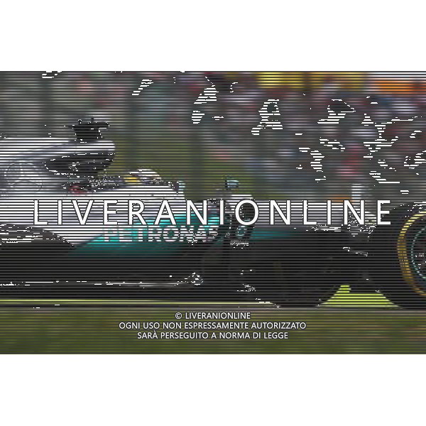 Lewis Hamilton (GBR) Mercedes AMG F1 W07 Hybrid. 07.10.2016. Formula 1 World Championship, Rd 17, Japanese Grand Prix, Suzuka, Japan, Practice Day. AG ALDO LIVERANI SAS ONLY ITALY