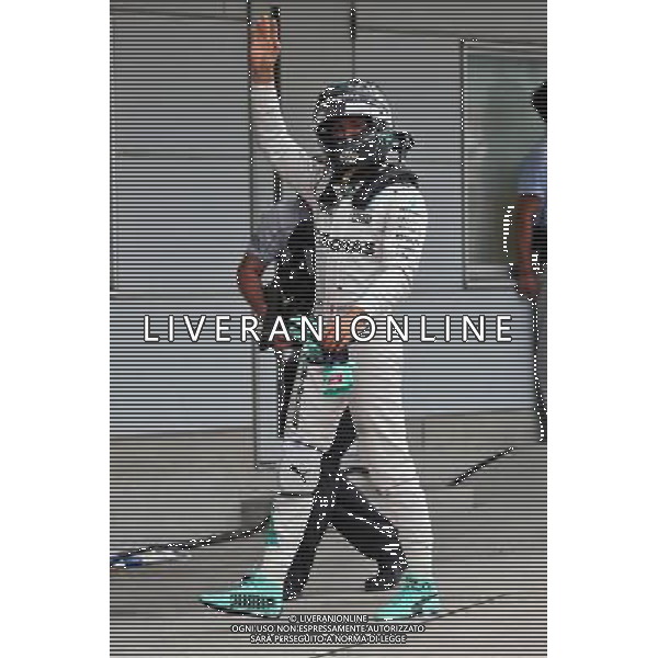 Nico Rosberg (GER) Mercedes AMG F1 celebrates his pole position in parc ferme. Japanese Grand Prix, Saturday 8th October 2016. Suzuka, Japan. 08.10.2016. Formula 1 World Championship, Rd 17, Japanese Grand Prix, Suzuka, Japan, Qualifying Da AG ALDO LIVERANI SAS ONLY ITALY