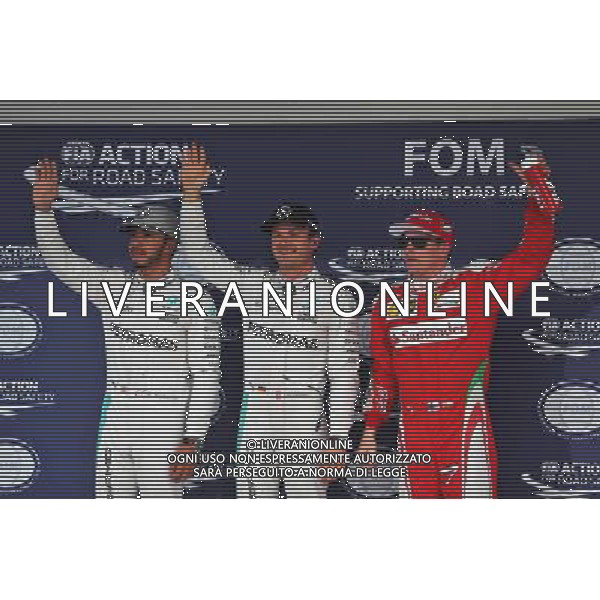 Qualifying top three in parc ferme (L to R): Lewis Hamilton (GBR) Mercedes AMG F1, second; Nico Rosberg (GER) Mercedes AMG F1, pole position; Kimi Raikkonen (FIN) Ferrari, third. 08.10.2016. Formula 1 World Championship, Rd 17, Japanese Grand Prix, Suzuka, Japan, Qualifying Da AG ALDO LIVERANI SAS ONLY ITALY