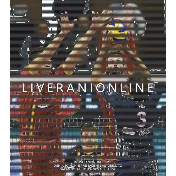 Regular Season SuperLega Volley UnipolSai 2016/2017 2a Giornata Ravenna - 07.10.2016 Brunge Ravenna-Top Volley Latina Nella Foto:Kaminski Conrad-Lyneel Julien-Fei Alessandro /Ph.Vitez-Ag. Aldo Liverani