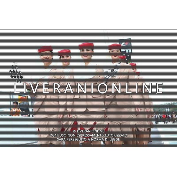 Grid girls. Japanese Grand Prix, Sunday 9th October 2016. Suzuka, Japan. 09.10.2016. Formula 1 World Championship, Rd 17, Japanese Grand Prix, Suzuka, Japan, Race Day. AG ALDO LIVERANI SAS ONLY ITALY