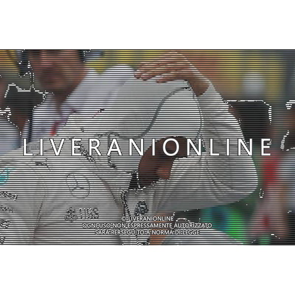 Lewis Hamilton (GBR) Mercedes AMG F1 on the grid. 09.10.2016. Formula 1 World Championship, Rd 17, Japanese Grand Prix, Suzuka, Japan, Race Day. AG ALDO LIVERANI SAS ONLY ITALY