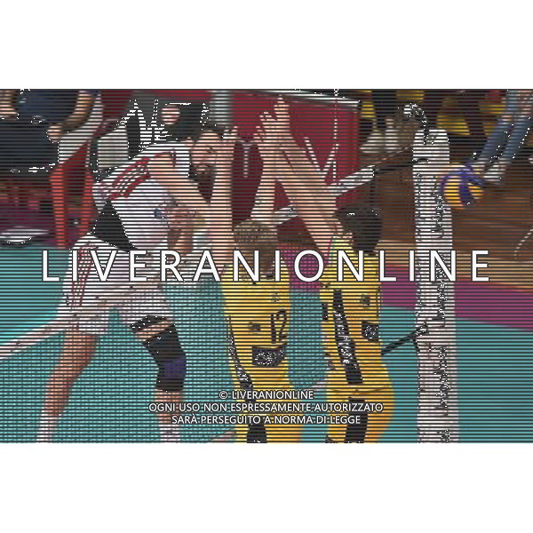 Busto Arsizio (VA) 9-10-2016 Pala Yamamay Campionato SuperLega UnipolSai Revivre Milano vs Azimut Modena nella foto attacco di Hoag foto Roberto Garavaglia - ag. Aldo Liverani sas