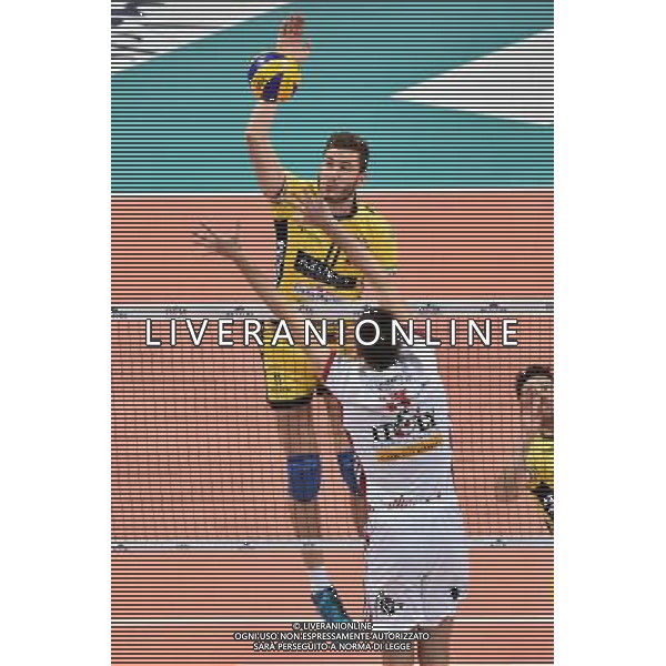 Busto Arsizio (VA) 9-10-2016 Pala Yamamay Campionato SuperLega UnipolSai Revivre Milano vs Azimut Modena nella foto Matteo Piano (Azimut Modena) foto Roberto Garavaglia - ag. Aldo Liverani sas