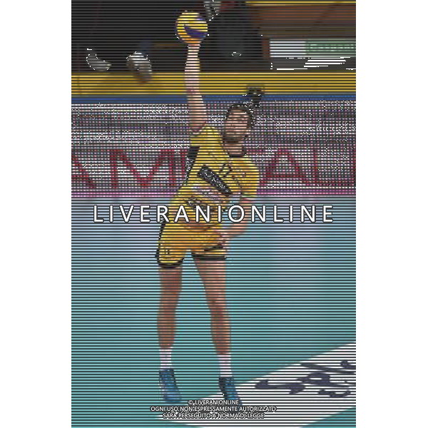Busto Arsizio (VA) 9-10-2016 Pala Yamamay Campionato SuperLega UnipolSai Revivre Milano vs Azimut Modena nella foto Luca Vettori (Azimut Modena) foto Roberto Garavaglia - ag. Aldo Liverani sas