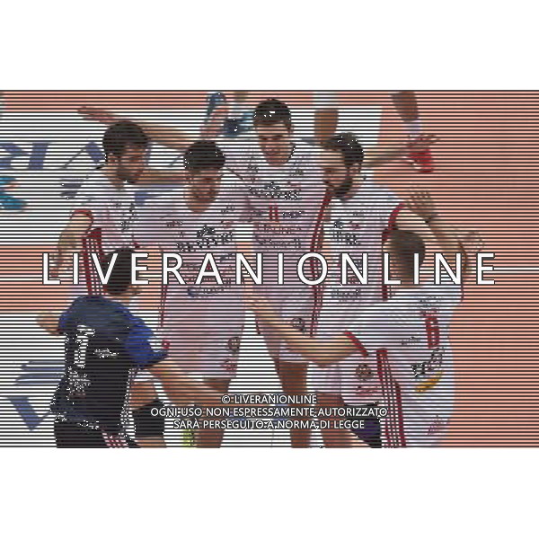 Busto Arsizio (VA) 9-10-2016 Pala Yamamay Campionato SuperLega UnipolSai Revivre Milano vs Azimut Modena nella foto esultanza Revivre Milano dopo un punto foto Roberto Garavaglia - ag. Aldo Liverani sas