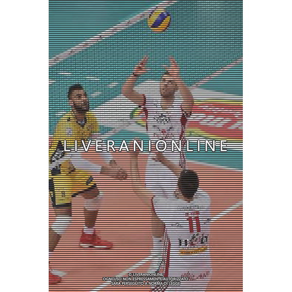 Busto Arsizio (VA) 9-10-2016 Pala Yamamay Campionato SuperLega UnipolSai Revivre Milano vs Azimut Modena nella foto Riccardo Sbertoli (Revivre Milano) foto Roberto Garavaglia - ag. Aldo Liverani sas