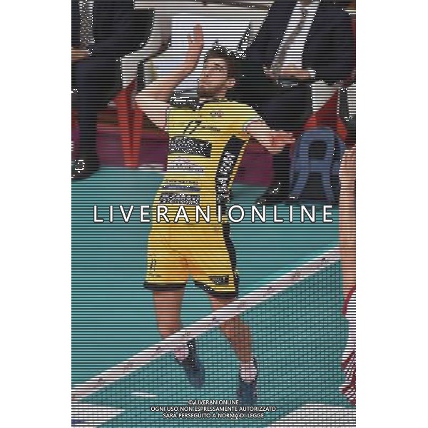 Busto Arsizio (VA) 9-10-2016 Pala Yamamay Campionato SuperLega UnipolSai Revivre Milano vs Azimut Modena nella foto Luca Vettori (Azimut Modena) foto Roberto Garavaglia - ag. Aldo Liverani sas