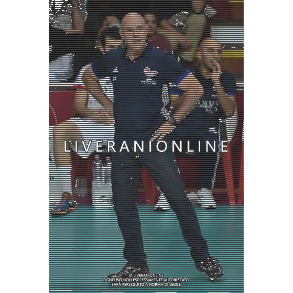 Busto Arsizio (VA) 9-10-2016 Pala Yamamay Campionato SuperLega UnipolSai Revivre Milano vs Azimut Modena nella foto Luca Monti allenatore Revivre Milano foto Roberto Garavaglia - ag. Aldo Liverani sas