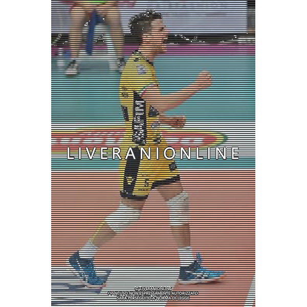 Busto Arsizio (VA) 9-10-2016 Pala Yamamay Campionato SuperLega UnipolSai Revivre Milano vs Azimut Modena nella foto Santiago Orduna (Azimut Modena) foto Roberto Garavaglia - ag. Aldo Liverani sas
