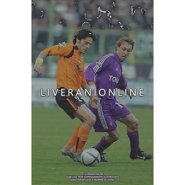 Fiorentina - Roma Coppa Italia Tim Cup 16/03/2005 nella foto vincenzo montella e donadel marco ph terruso/agenzia aldo liverani