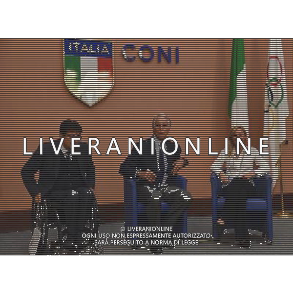 Olimpiadi Roma 2024 Ritiro candidatura conferenza stampa di Giovanni Malago\' - Roma 11.10.2016 - nella foto: Luca Pancalli Giovanni Malago\' e Diana Bianchedi /Ph.Corradetti-Ag Aldo Liverani/ AGENZIA ALDO LIVERANI SAS 